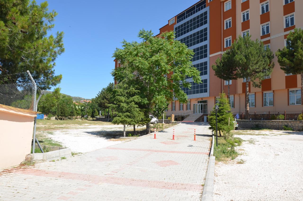 Ustundag Otel Keciborlu Ngoại thất bức ảnh
