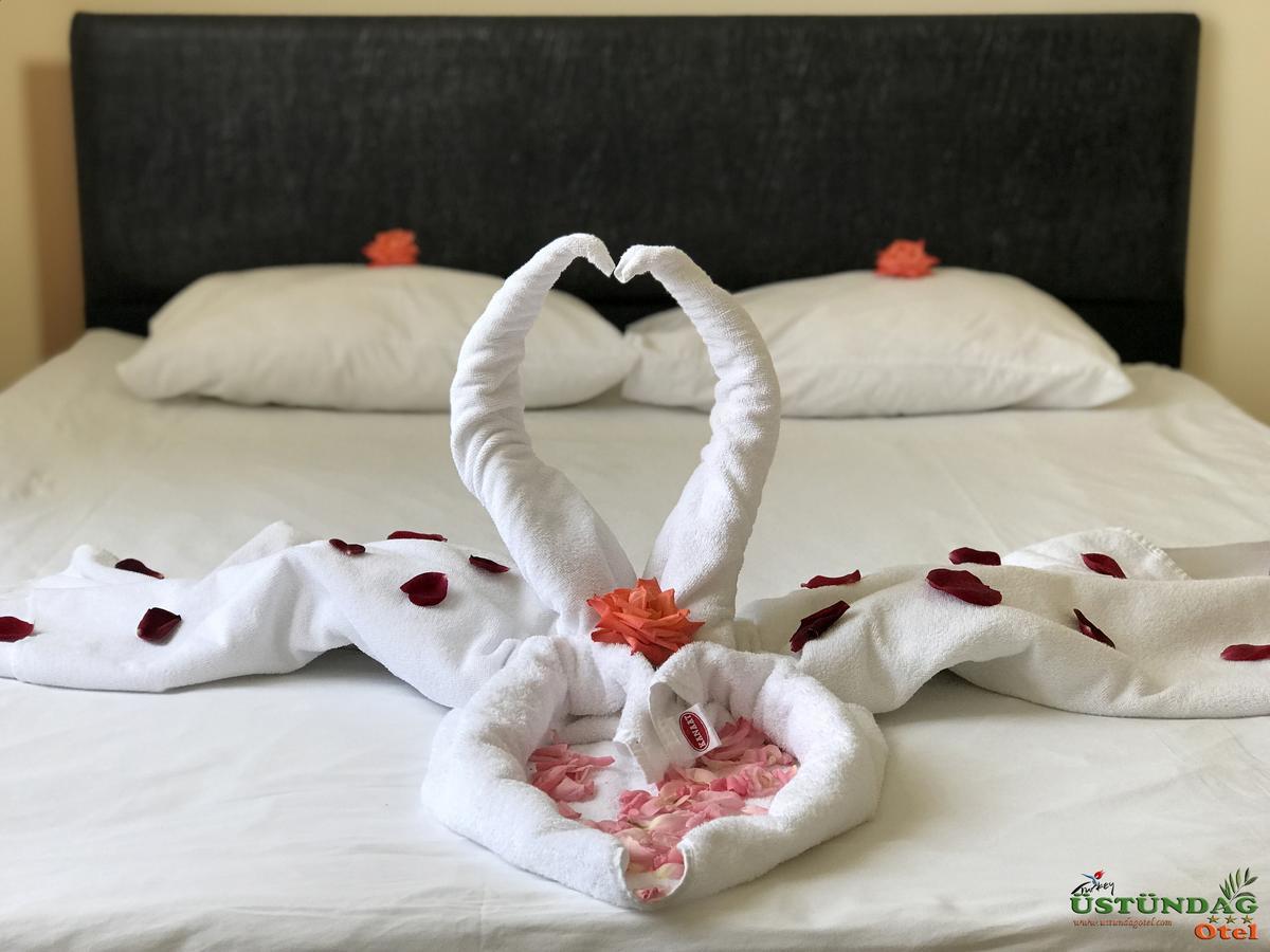 Ustundag Otel Keciborlu Ngoại thất bức ảnh