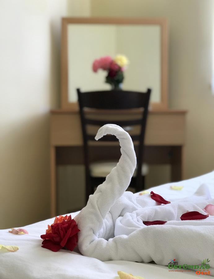 Ustundag Otel Keciborlu Ngoại thất bức ảnh