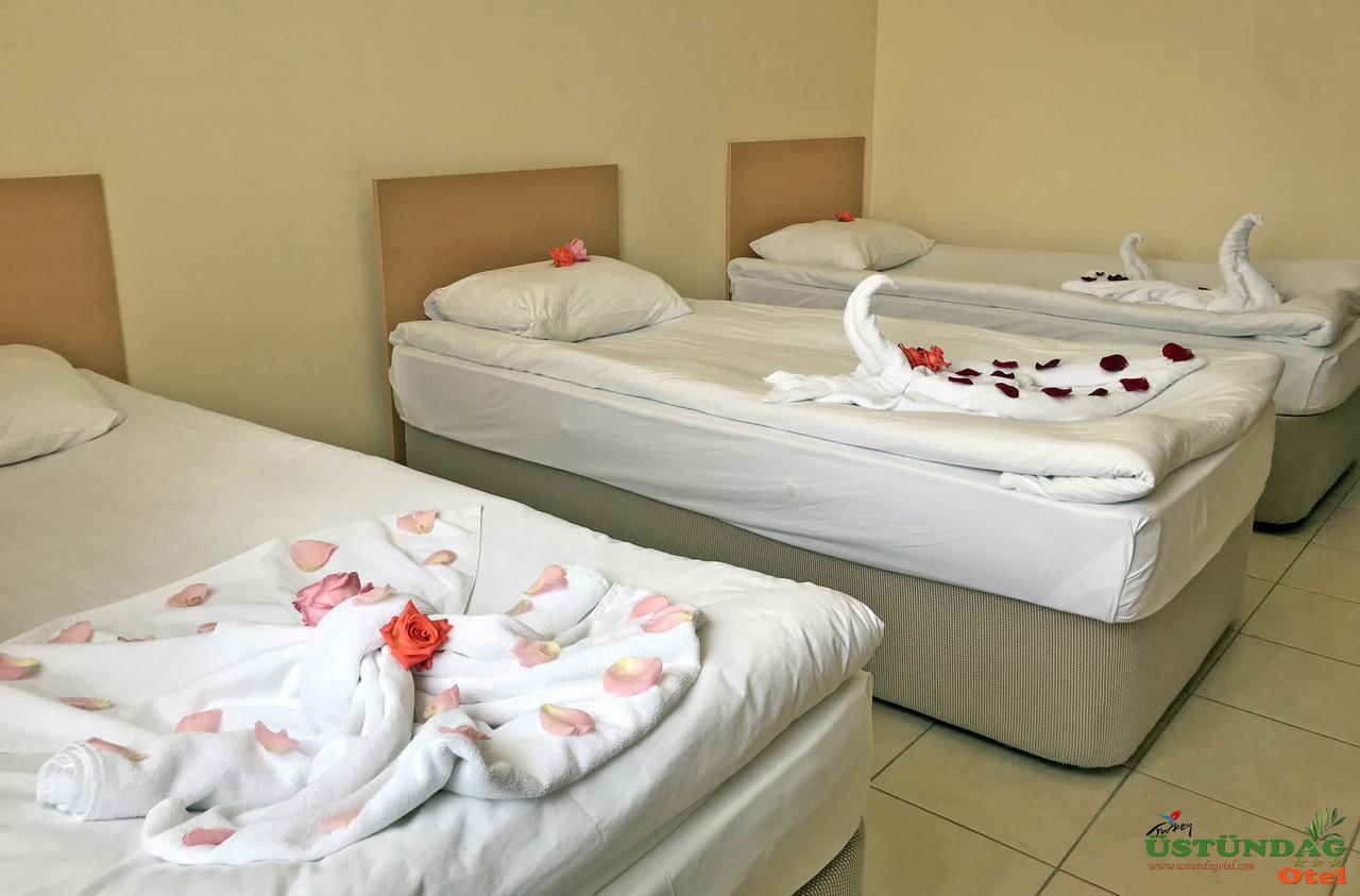 Ustundag Otel Keciborlu Ngoại thất bức ảnh